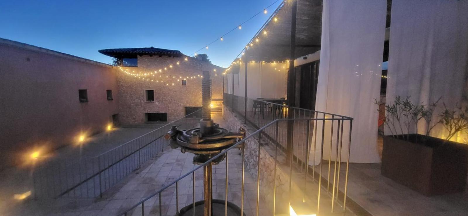 Masia Les Apieres El Pla de Manlleu Exterior foto